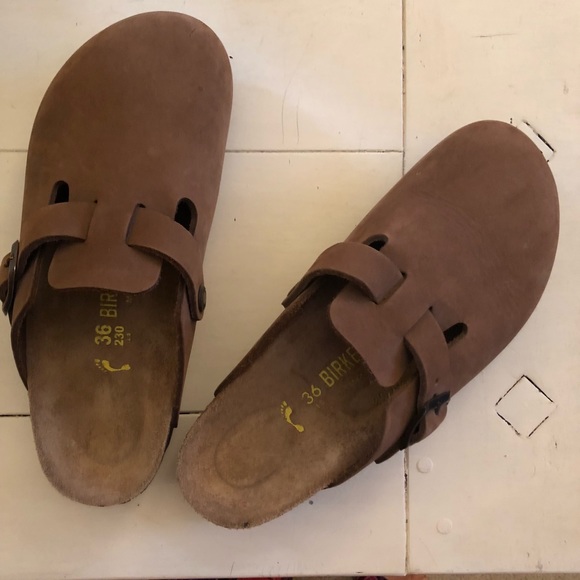 brown birkenstock clogs